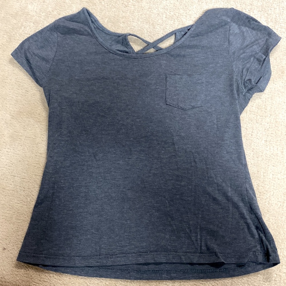 Grey shirt with crisscross back